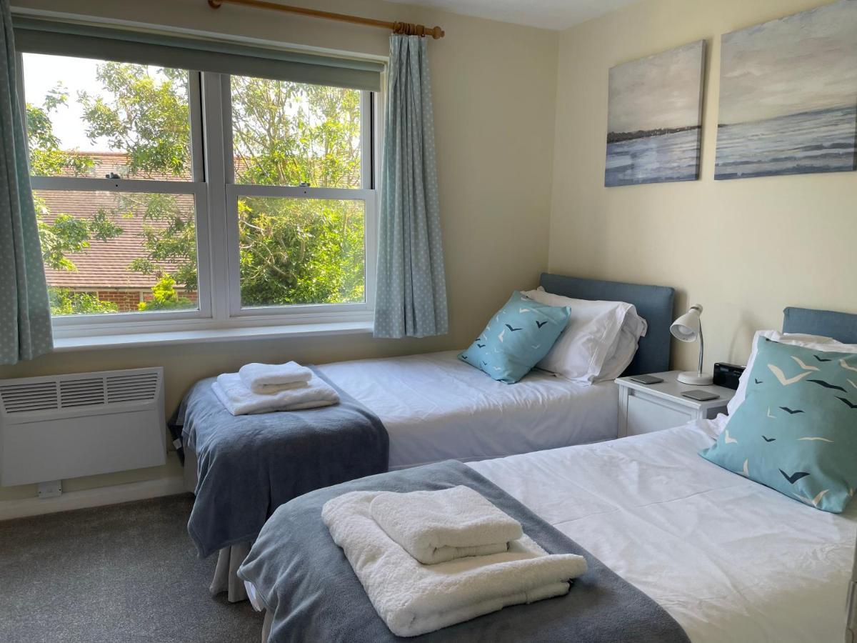 Courtyard House, With Parking And Patio Garden Villa Whitstable Bagian luar foto
