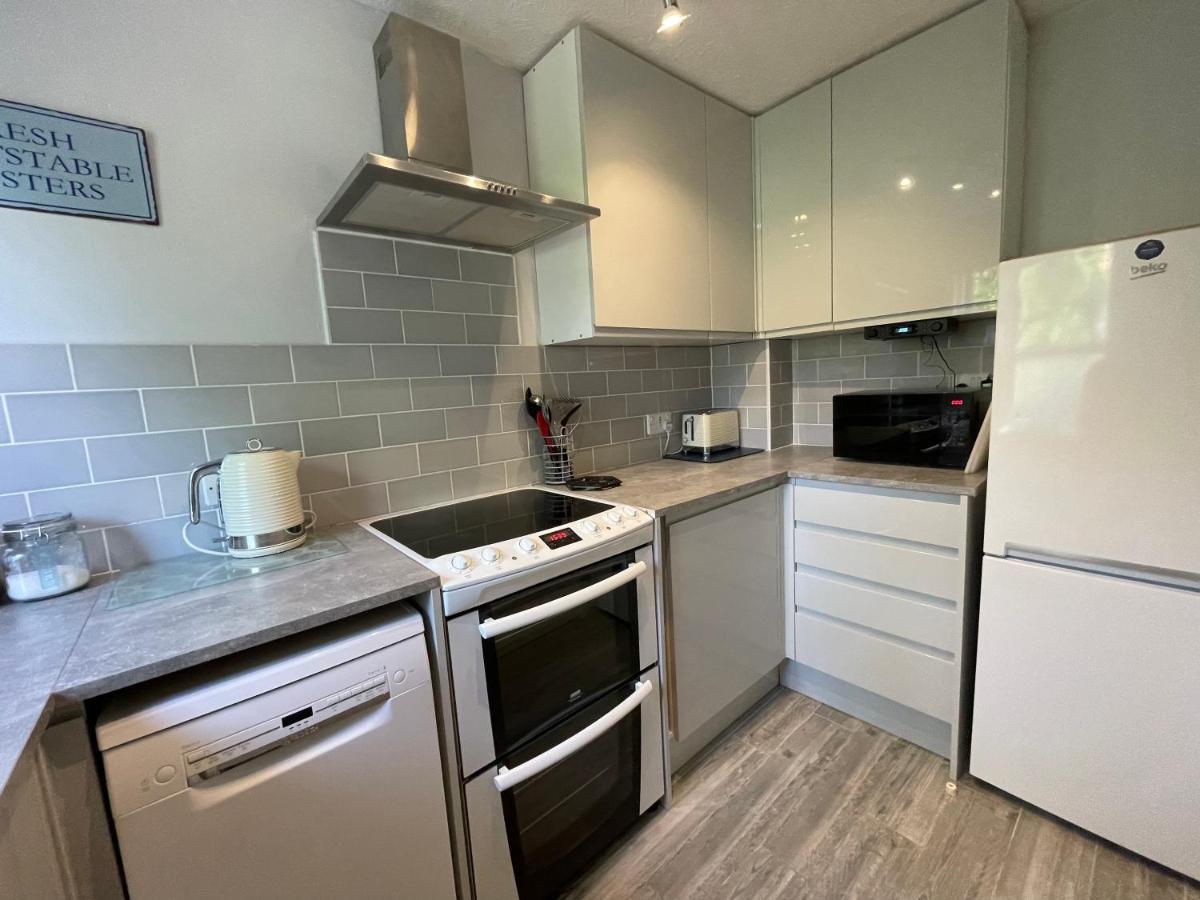 Courtyard House, With Parking And Patio Garden Villa Whitstable Bagian luar foto